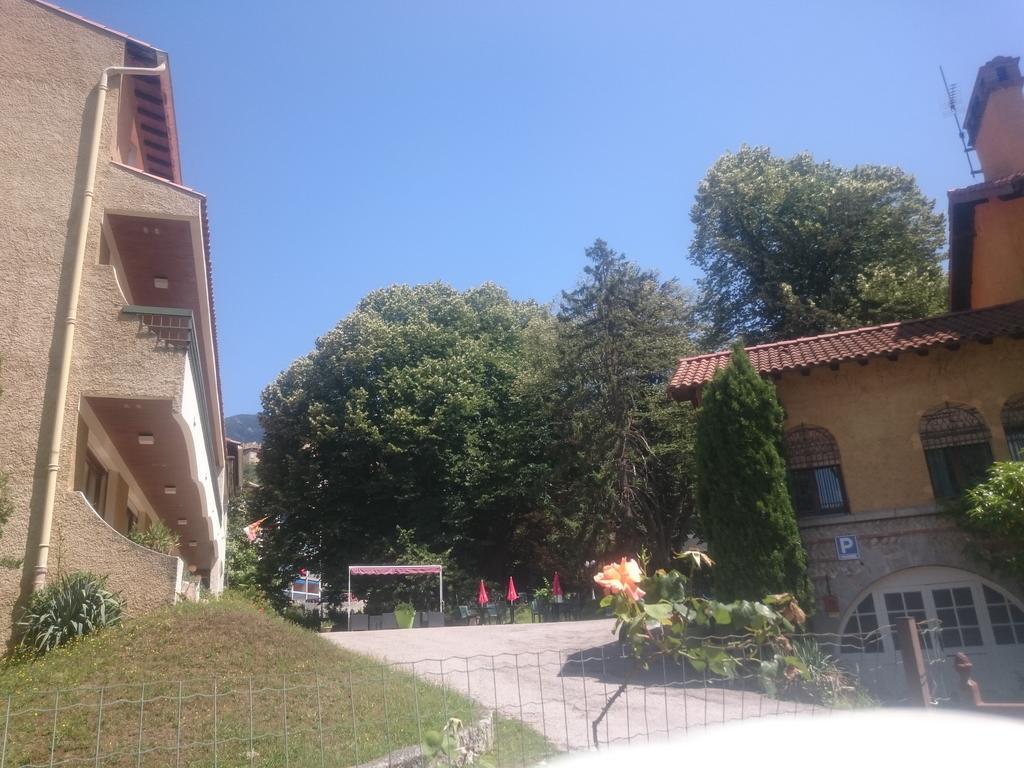 Hotel Le Mas Fleuri Vernet-les-Bains Exterior photo